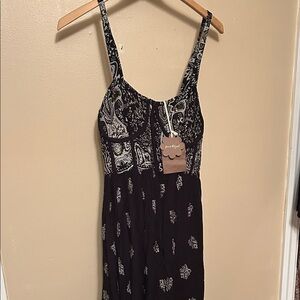 Lined patterned Black and White Paisley Dress